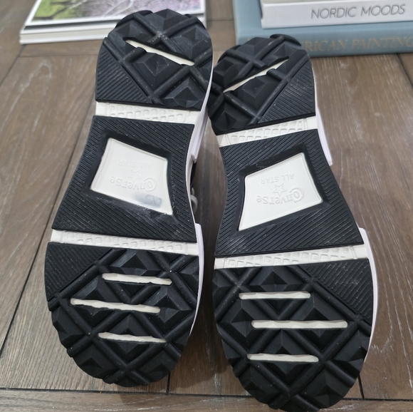 Converse Run Star Legacy CX, Women's Size 7.5, NWT - Picture 8 of 9